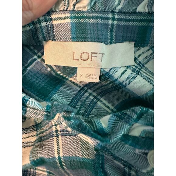 Loft green white plaid long sleeves ruffle button shirt size Small - Picture 3 of 16
